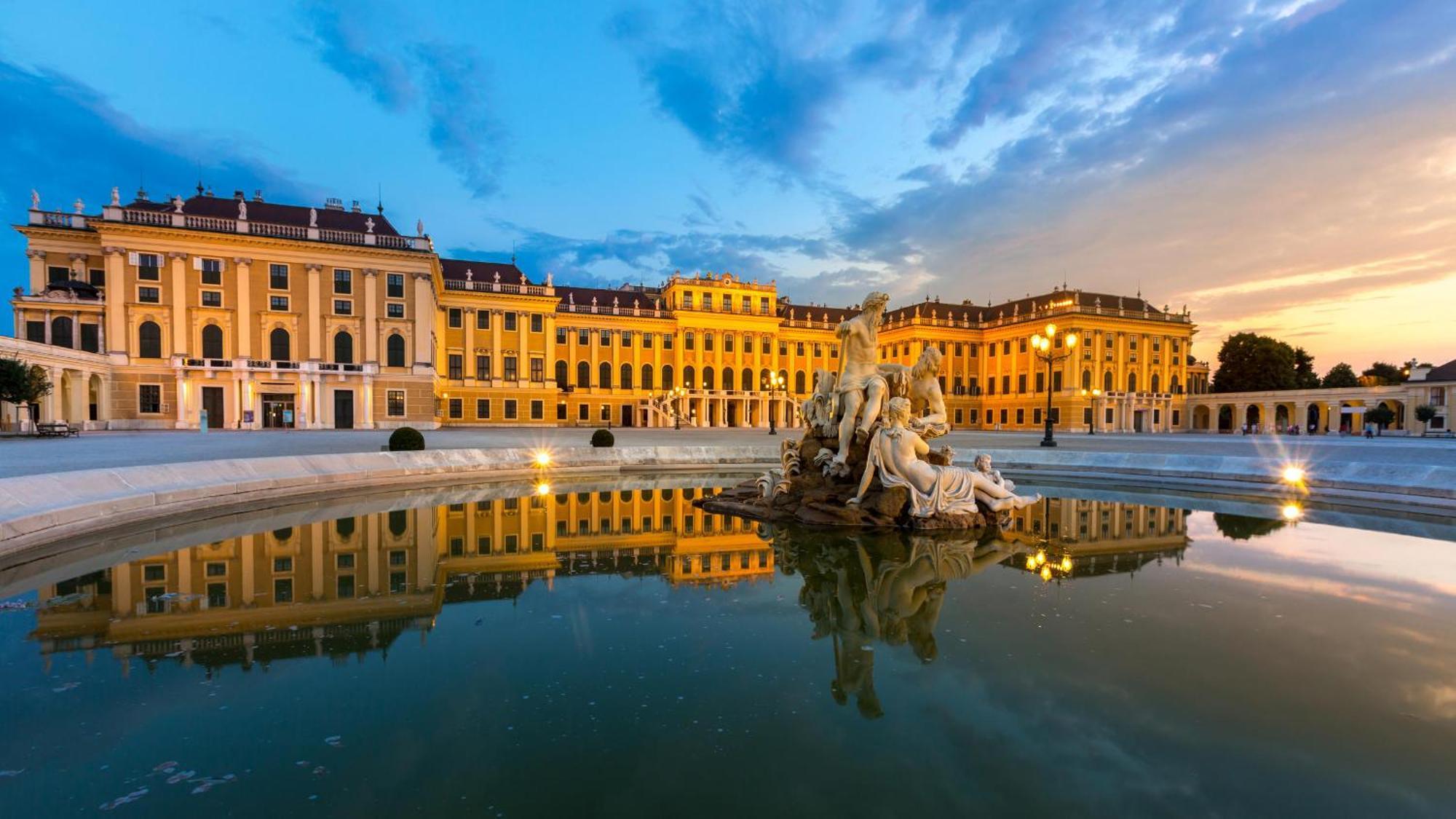 Luxe View Schoenbrunn * Wenen